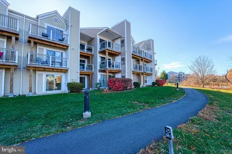 20588 Cornstalk Ter #101, Ashburn, VA 20147 photo 32