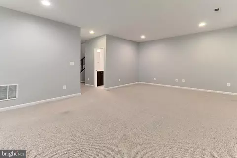 23506 Epperson Sq, Brambleton, VA 20148 photo 33