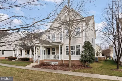 42485 Tourmaline Ln, Brambleton, VA 20148