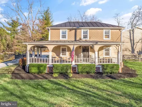 750 S 20th St, Purcellville, VA 20132