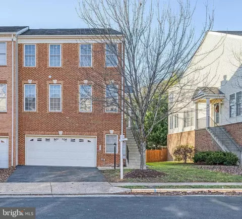 207 Elder Ter, Purcellville, VA 20132