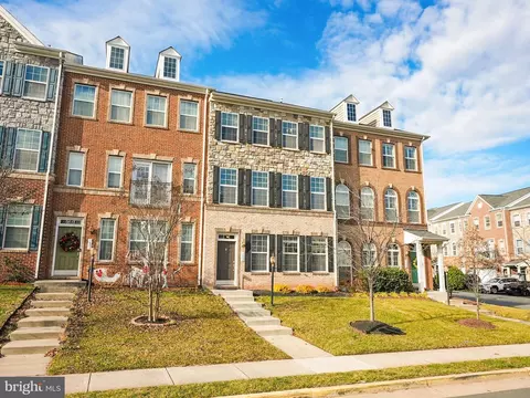 1606 Kinnaird Ter NE, Leesburg, VA 20176