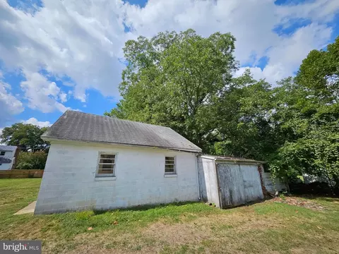 14 E Loudoun St, Round Hill, VA 20141 photo 14