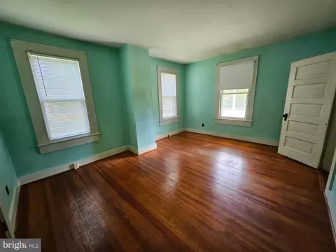 14 E Loudoun St, Round Hill, VA 20141 photo 40