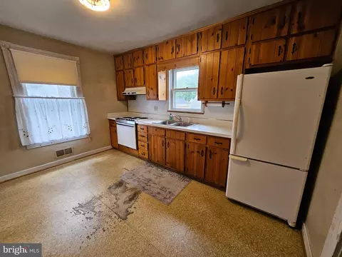 14 E Loudoun St, Round Hill, VA 20141 photo 37