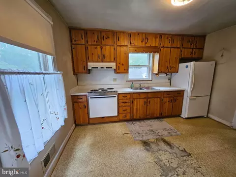 14 E Loudoun St, Round Hill, VA 20141 photo 36