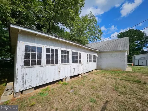 14 E Loudoun St, Round Hill, VA 20141 photo 7
