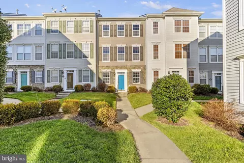 21813 Kelsey Sq, Ashburn, VA 20147