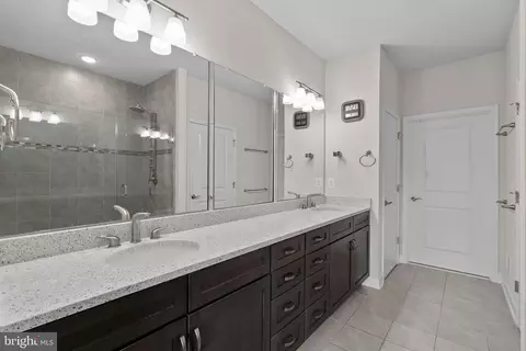 Bath - 19829 Silvery Blue Ter, Ashburn, VA 20147 photo 2 of 8
