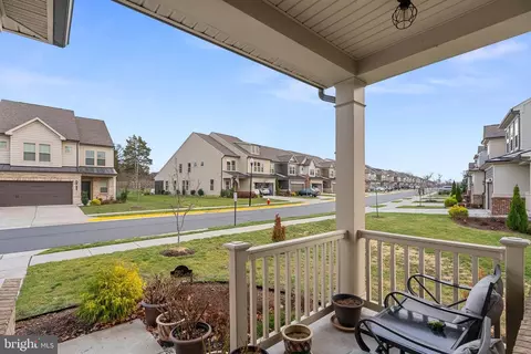 Exterior - 19829 Silvery Blue Ter, Ashburn, VA 20147 photo 4 of 12