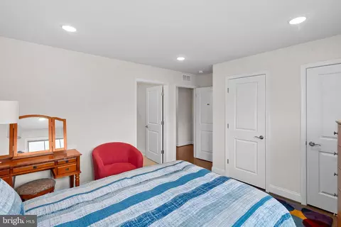 Bedroom - 19829 Silvery Blue Ter, Ashburn, VA 20147 photo 5 of 12