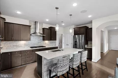 Kitchen - 19829 Silvery Blue Ter, Ashburn, VA 20147 photo 2 of 6