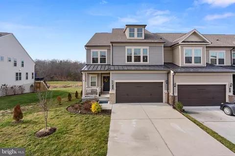 Exterior - 19829 Silvery Blue Ter, Ashburn, VA 20147 photo 1 of 12