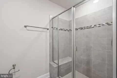 Bath - 19829 Silvery Blue Ter, Ashburn, VA 20147 photo 7 of 8