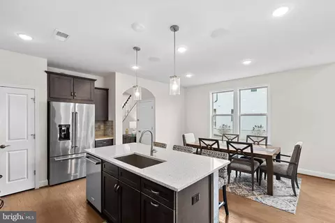 Kitchen - 19829 Silvery Blue Ter, Ashburn, VA 20147 photo 6 of 6