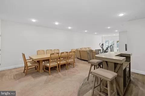 Dining - 19829 Silvery Blue Ter, Ashburn, VA 20147 photo 6 of 8