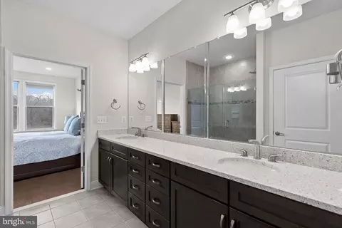 Bath - 19829 Silvery Blue Ter, Ashburn, VA 20147 photo 4 of 8
