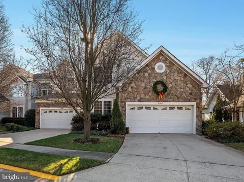 25681 Tremaine Ter, Chantilly, VA 20152
