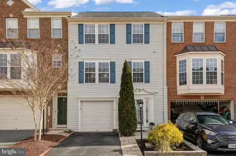 25400 Lisa Ter, Aldie, VA 20105