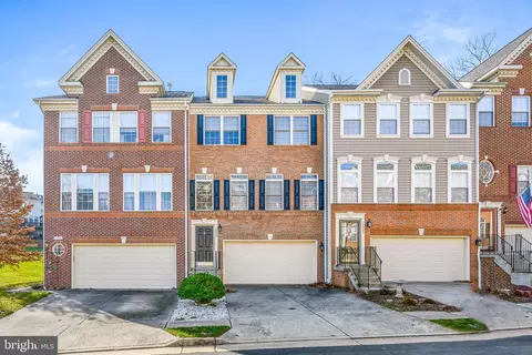 1533 Artillery Ter NE, Leesburg, VA 20176