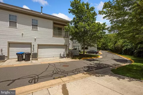 43075 Old Gallivan Ter, Ashburn, VA 20147 photo 33