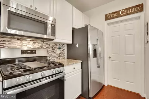 43075 Old Gallivan Ter, Ashburn, VA 20147 photo 21