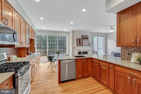20926 Trinity, Sterling, VA 20165 photo 20