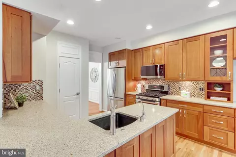 20926 Trinity, Sterling, VA 20165 photo 19