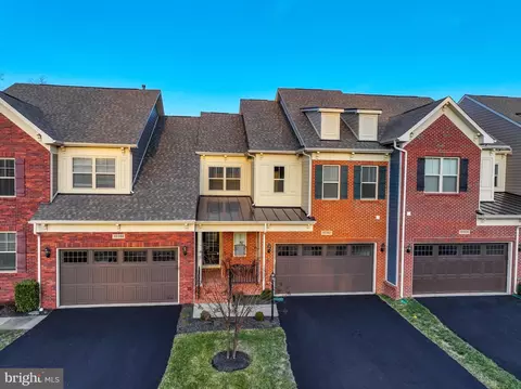 19382 Sassafras Ridge Ter, Leesburg, VA 20176