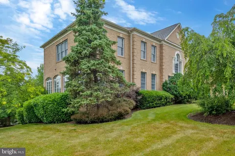 19783 Willowdale Pl, Ashburn, VA 20147 photo 3
