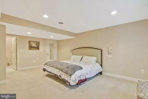 19783 Willowdale Pl, Ashburn, VA 20147 photo 54