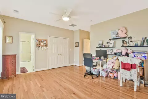 19783 Willowdale Pl, Ashburn, VA 20147 photo 34