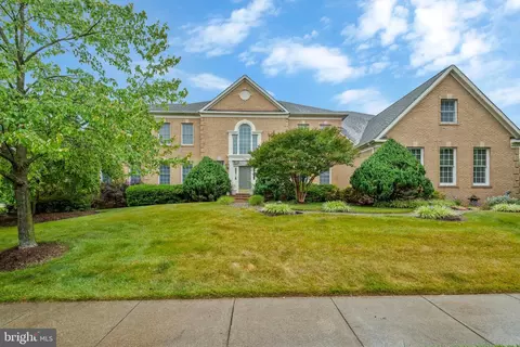 19783 Willowdale Pl, Ashburn, VA 20147 photo 2