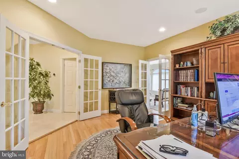 19783 Willowdale Pl, Ashburn, VA 20147 photo 17