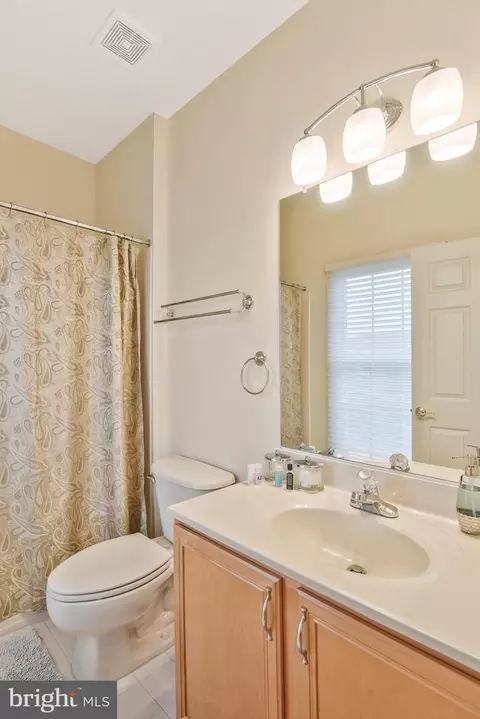 19783 Willowdale Pl, Ashburn, VA 20147 photo 32