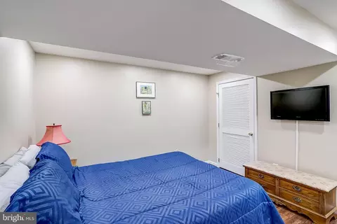 20702 Mandalay Ct, Ashburn, VA 20147 photo 42
