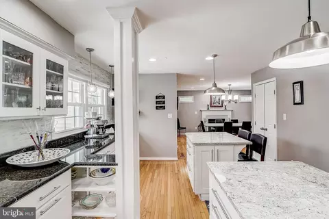 20702 Mandalay Ct, Ashburn, VA 20147 photo 27