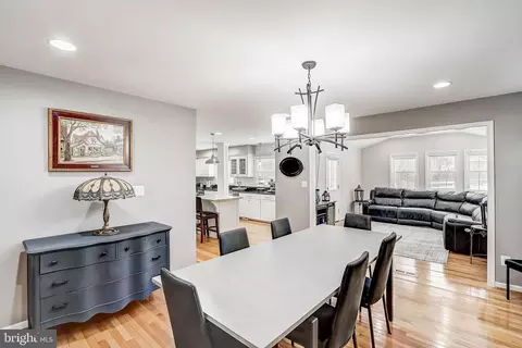 20702 Mandalay Ct, Ashburn, VA 20147 photo 31