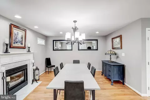 20702 Mandalay Ct, Ashburn, VA 20147 photo 30