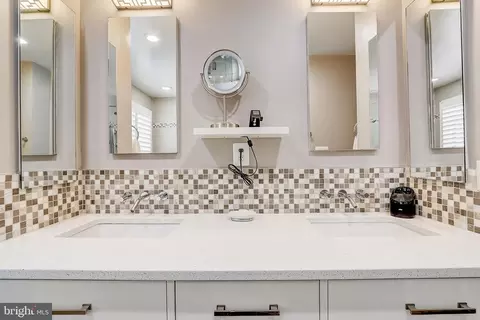 20702 Mandalay Ct, Ashburn, VA 20147 photo 53