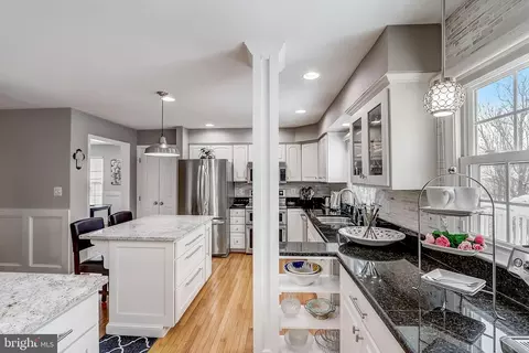 20702 Mandalay Ct, Ashburn, VA 20147 photo 23