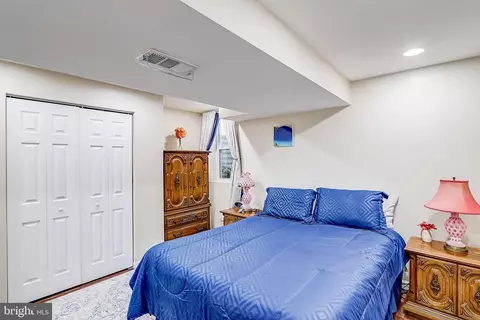 20702 Mandalay Ct, Ashburn, VA 20147 photo 43