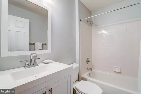 20702 Mandalay Ct, Ashburn, VA 20147 photo 56