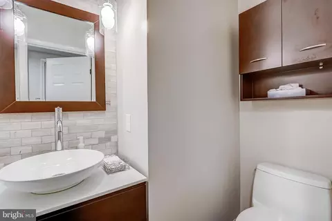 20702 Mandalay Ct, Ashburn, VA 20147 photo 34