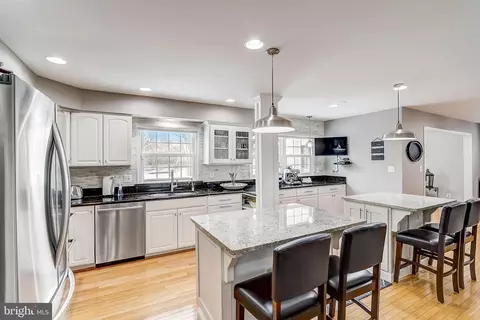 20702 Mandalay Ct, Ashburn, VA 20147 photo 19