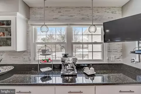 20702 Mandalay Ct, Ashburn, VA 20147 photo 28