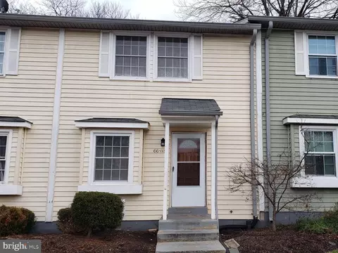 66 Plaza St NE #115, Leesburg, VA 20176