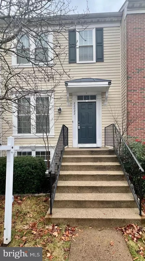 22022 Box Car Sq, Sterling, VA 20166