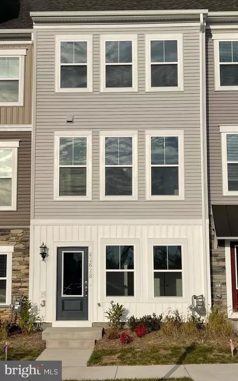 42628 Pitlochry Ter, Sterling, VA 20166