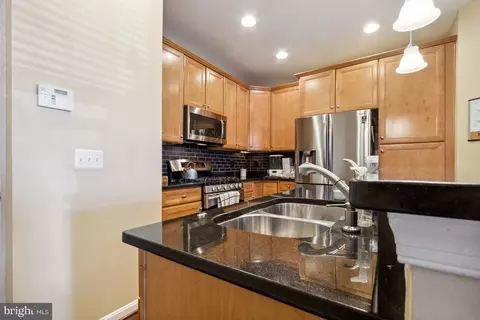 43837 Centergate Dr, Ashburn, VA 20148 photo 10